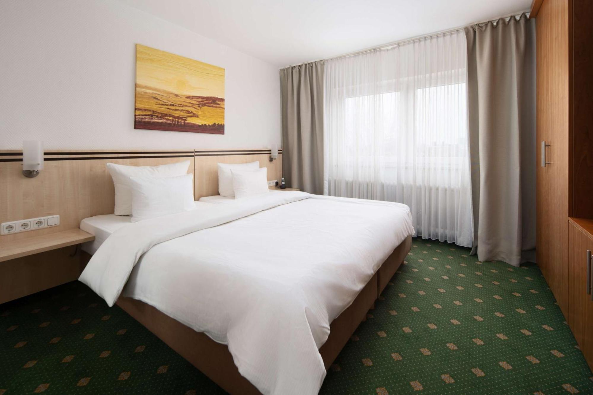 Best Western Hotel Heide Superior Oldenburg Buitenkant foto