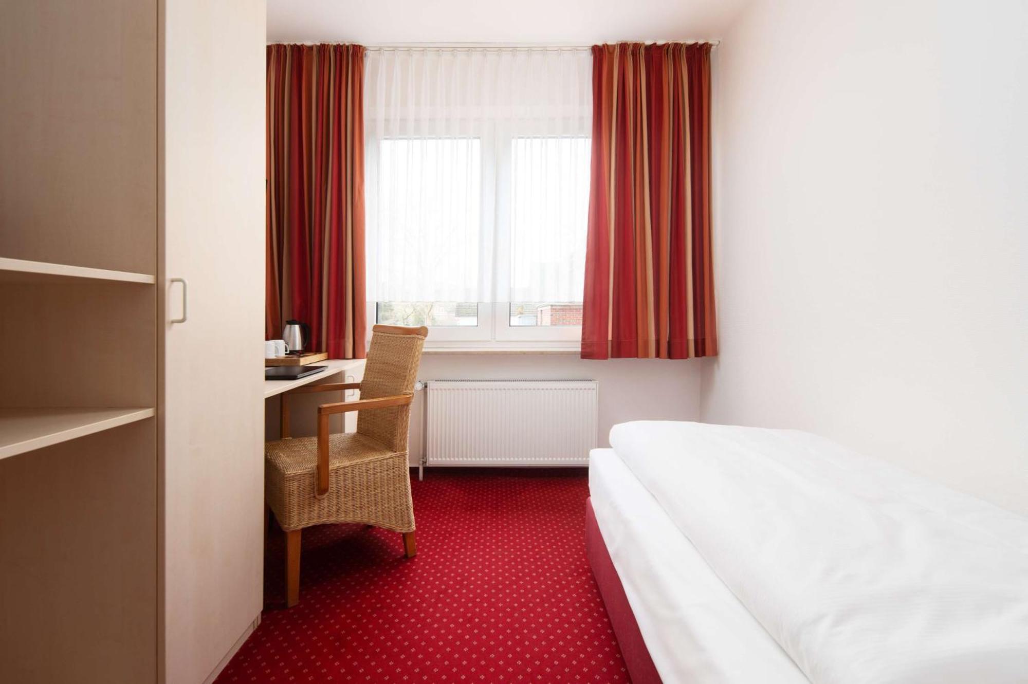 Best Western Hotel Heide Superior Oldenburg Buitenkant foto