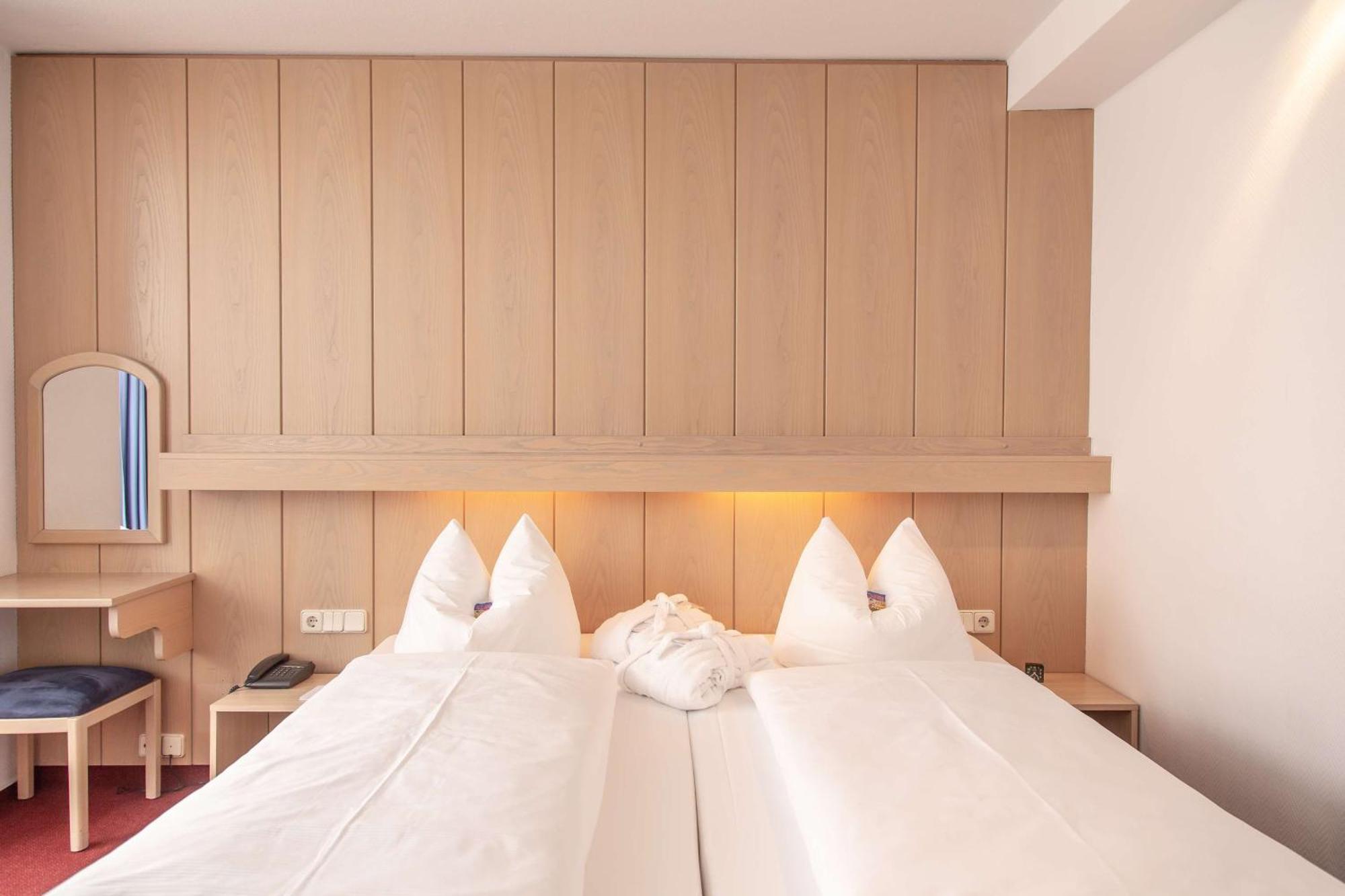 Best Western Hotel Heide Superior Oldenburg Buitenkant foto