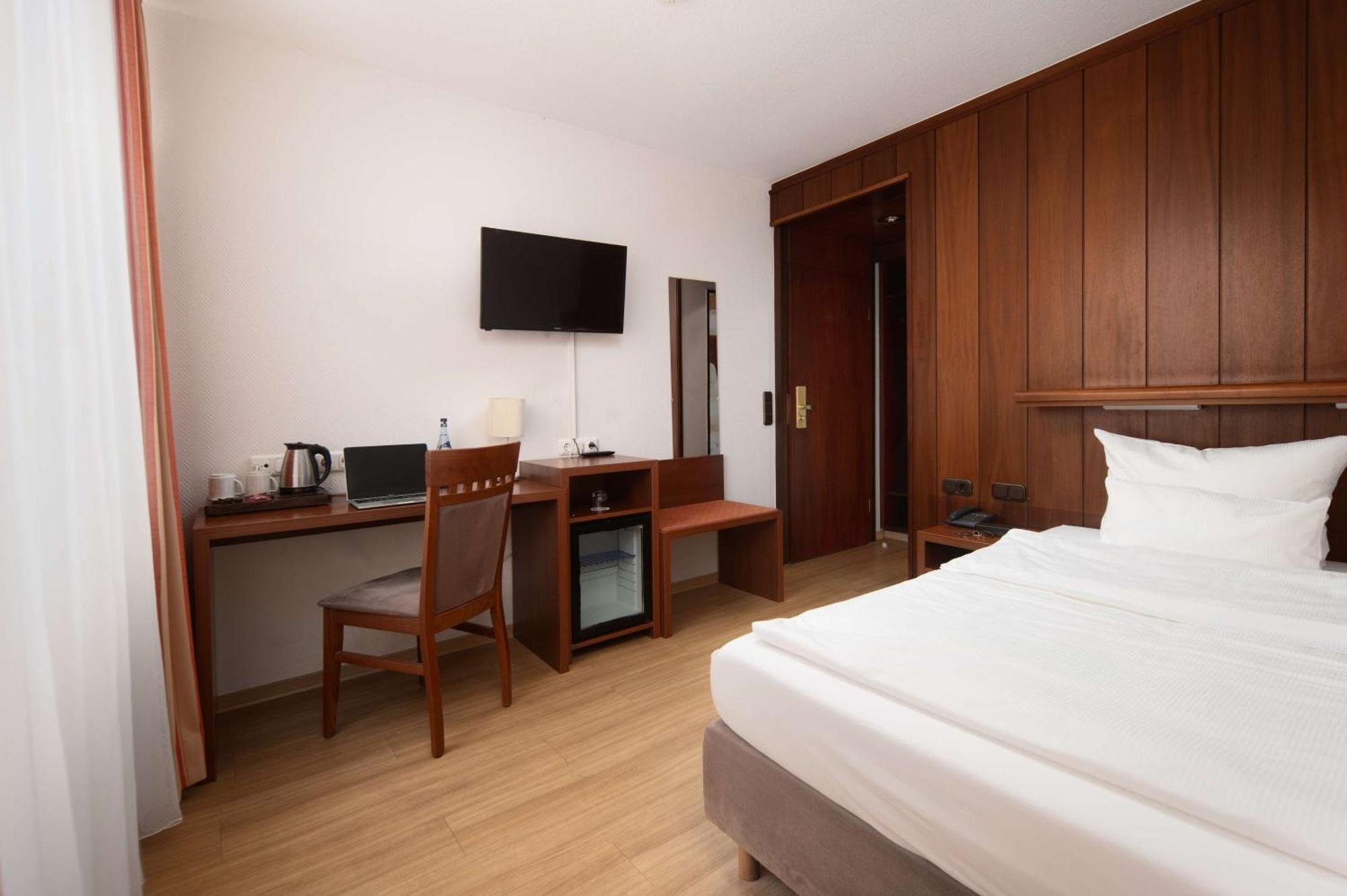Best Western Hotel Heide Superior Oldenburg Buitenkant foto