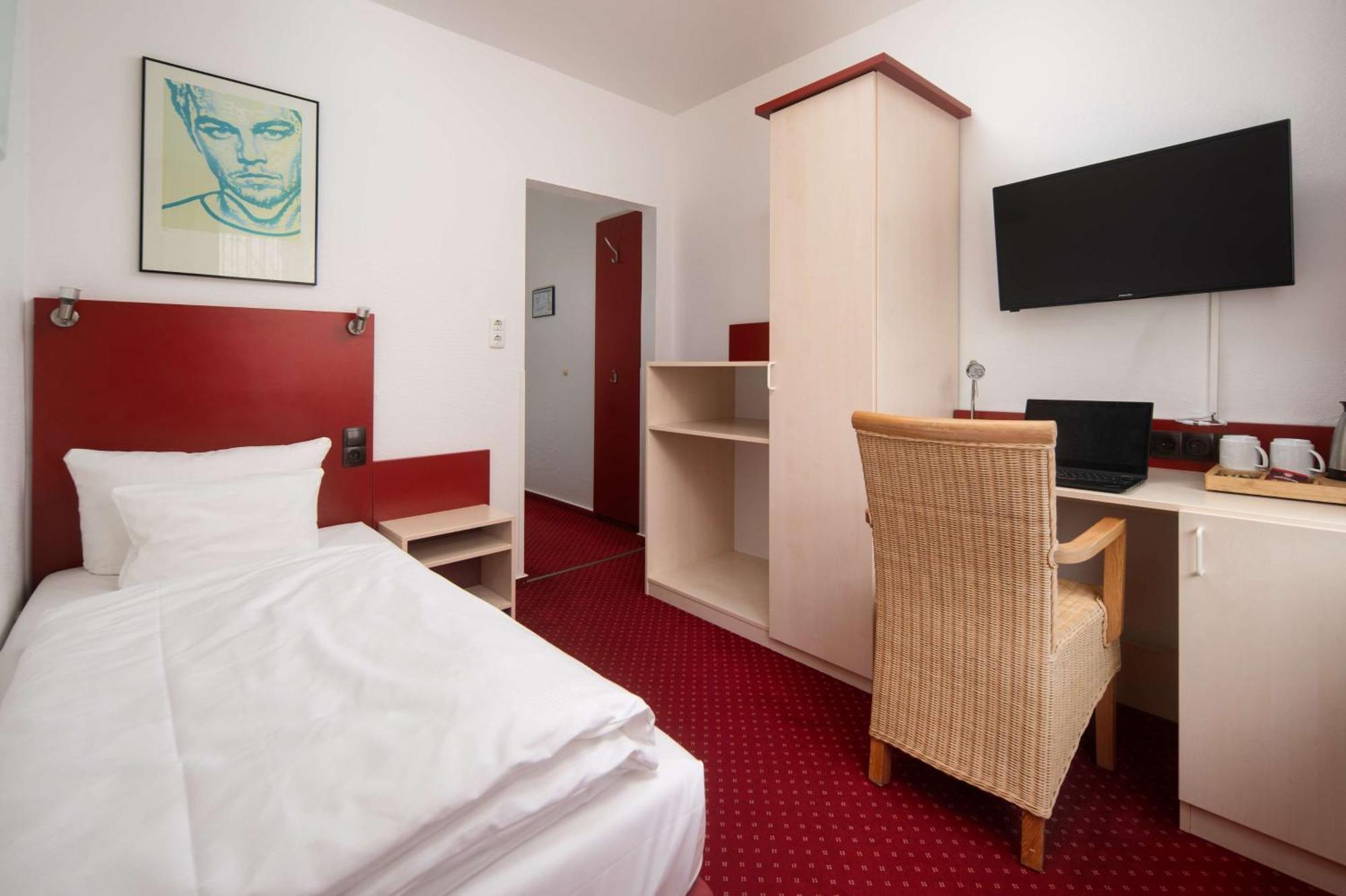 Best Western Hotel Heide Superior Oldenburg Buitenkant foto