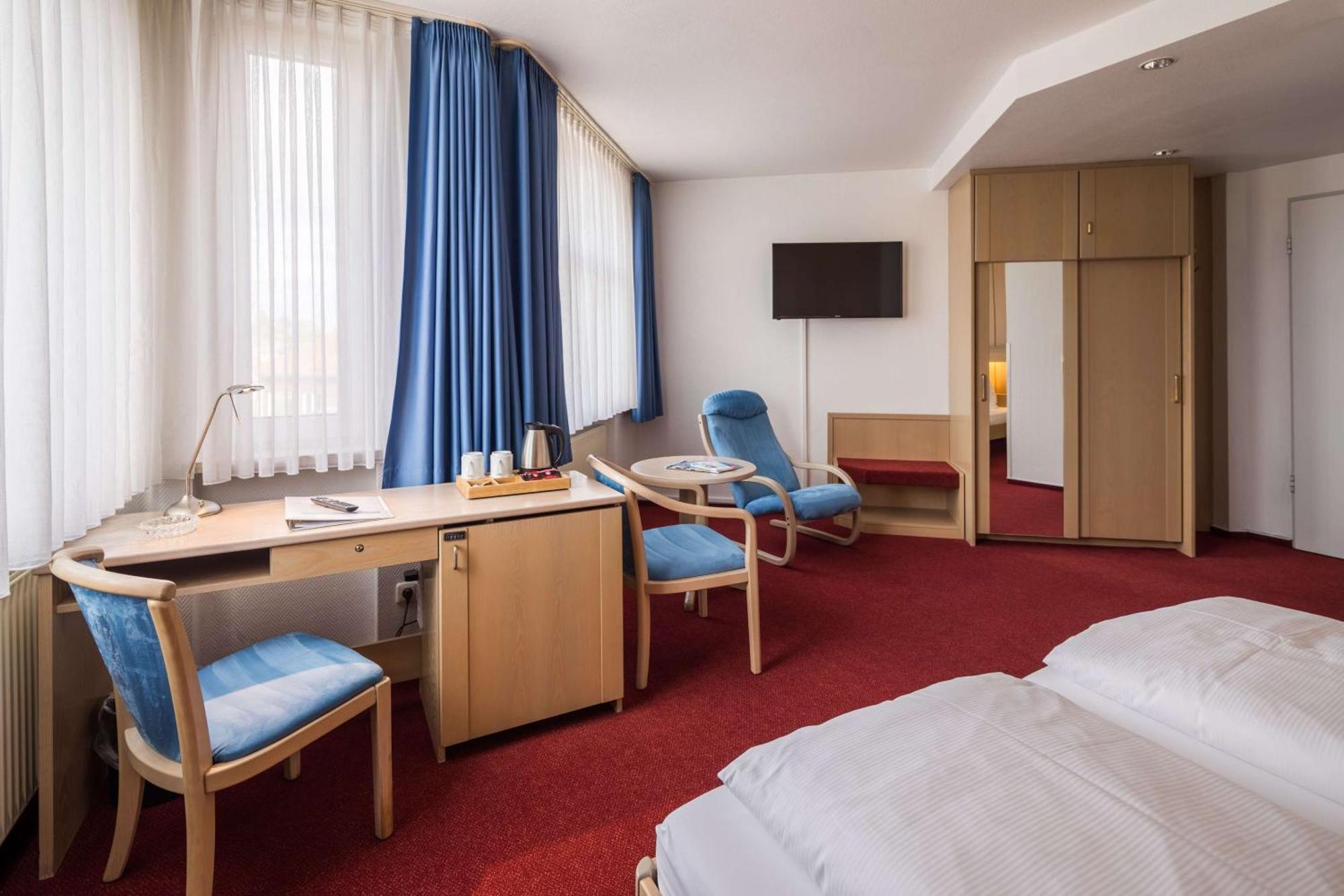 Best Western Hotel Heide Superior Oldenburg Buitenkant foto